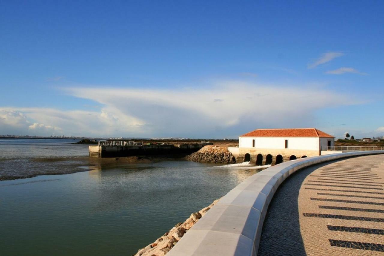 מונטיז'ו Fisherman'S Inn מראה חיצוני תמונה
